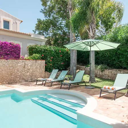 Casa La Vendola 埃斯坦巴