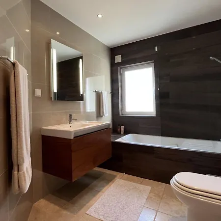 Casa La Vendola * Estômbar