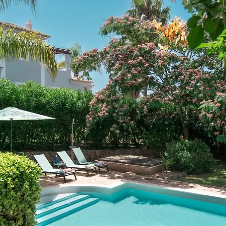 Casa La Vendola Estômbar